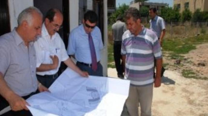 Selamet Okul İnşaatlarını İnceledi