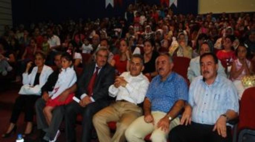 2012 Yaz Okulu&rsquo;ndan 2012 &Ouml;ğrenci Sertifika Aldı