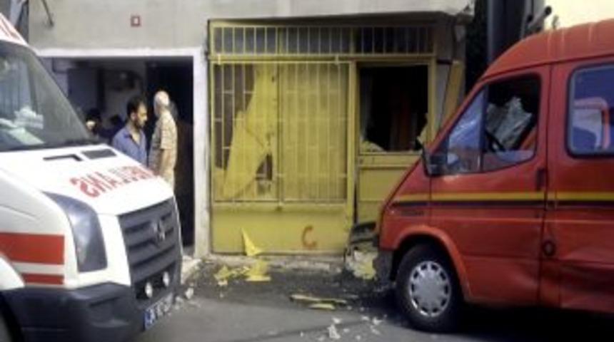 Minib&uuml;s Uyandırdı