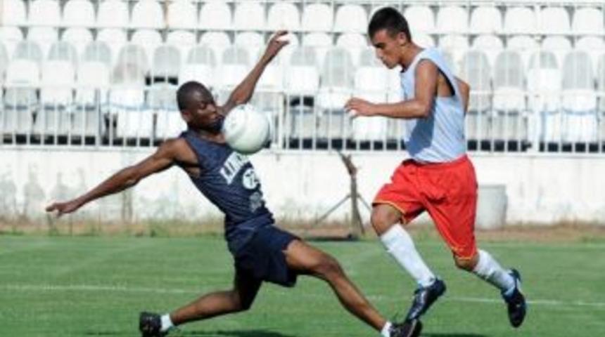 Belediyespor İle Abd&rsquo;li Askerlerin Dostluk Ma&ccedil;ı