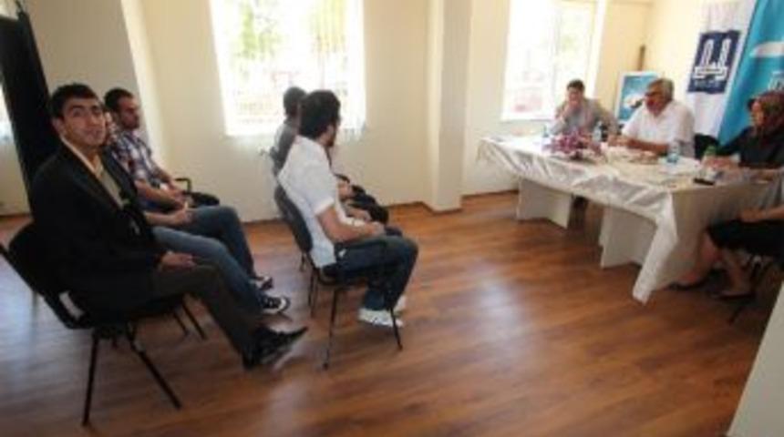 Erzurum B&uuml;y&uuml;kşehir Belediyesi&rsquo;ne Bağlı Toplum Merkezi, İşsiz Gen&ccedil;lerin Umudu Oldu