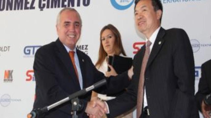 Bursa&rsquo;dan Adana'ya 150 Milyon Dolarlık &Ccedil;imento Yatırımı