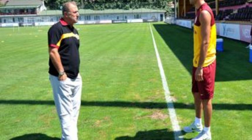 Burak Yılmaz, Galatasaray Ile Ilk Antrenmanına &Ccedil;ıktı