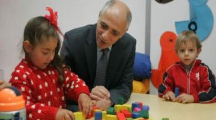 &Ccedil;ocuk Kul&uuml;plerine Kayıtlar Başladı