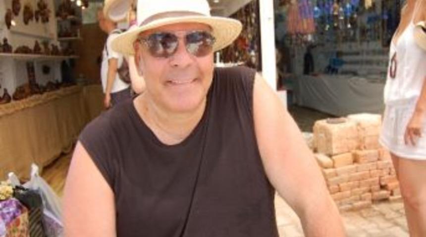 Seksenler'in Babası G&uuml;m&uuml;şl&uuml;k &rsquo;te