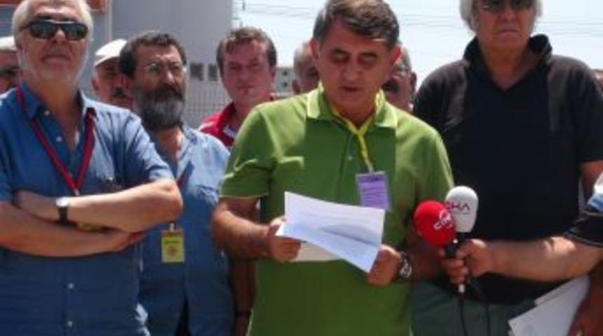 Tarık Akan Ve Rutkay Aziz&rsquo;den Ergenekon Sanıklarına Destek