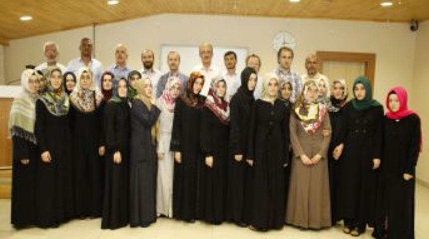 Arap&ccedil;a&rsquo;yı 40 G&uuml;nde &Ouml;ğrendiler