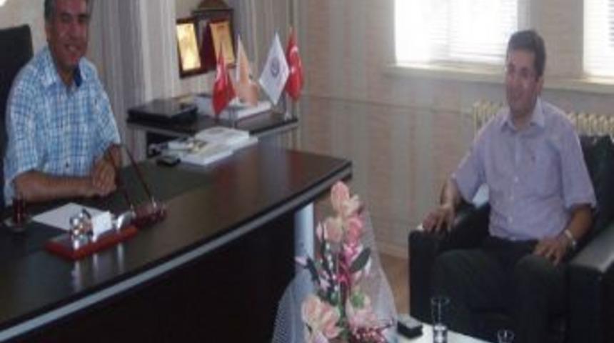 Sağlık&ccedil;ılardan M&uuml;siad&rsquo;a Zyaret