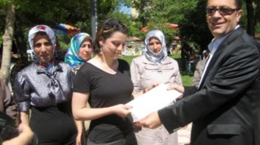 Koca Şiddetine Maruz Kalan Kadınlar Takı Sergisi A&ccedil;tı