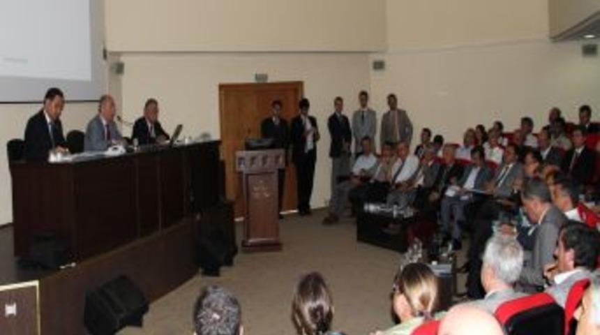 Vali Harput'tan &Ccedil;alışanlara: Mesait Bitti, Iş Bitti Yok, Iş Biter Mesai Biter