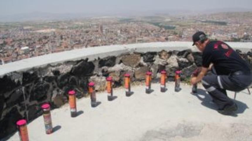 Ramazan, 11 Pare Top Atışı İle Karşılandı