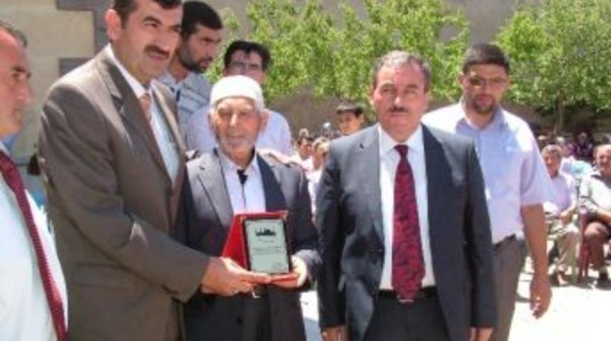 Karaburna Beldesinde Hz. &Ouml;mer Camii T&ouml;renle İbadete A&ccedil;ıldı