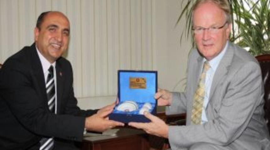 Almanya B&uuml;y&uuml;kel&ccedil;isi, Başkan Palta'yı Ziyaret Etti