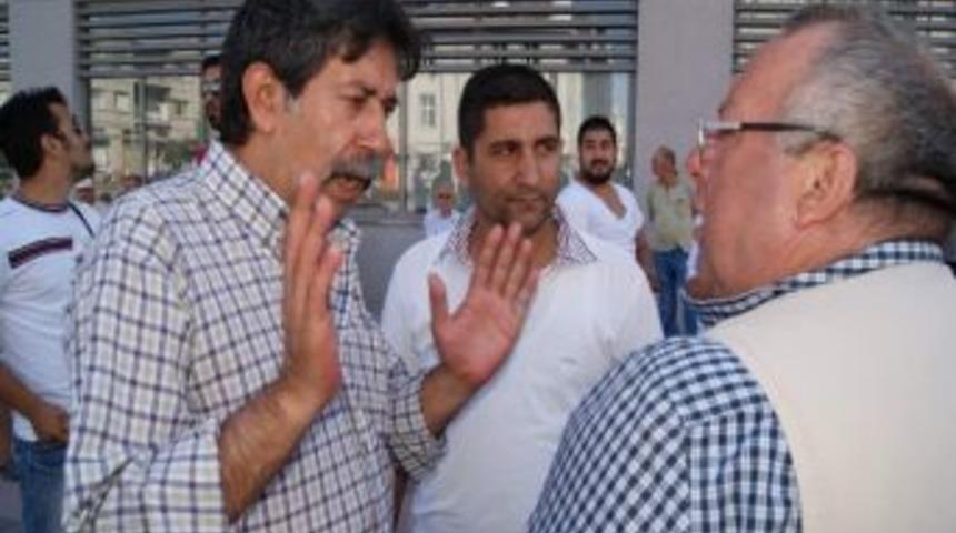 Bandırma'da Ramazan Davulu &Ccedil;almaları Yasaklanan Davulcular Eylem Yaptı