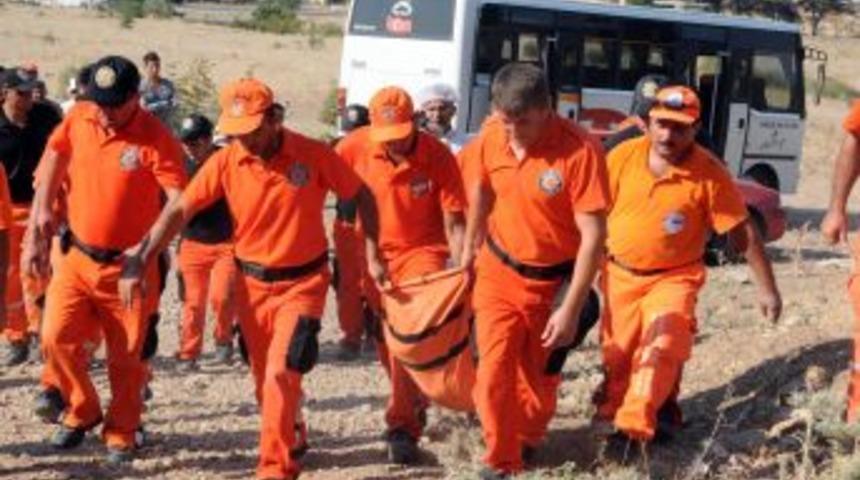 Amerikalı Arkeoloğun Cesedi Spil Dağı'ndan Indirildi