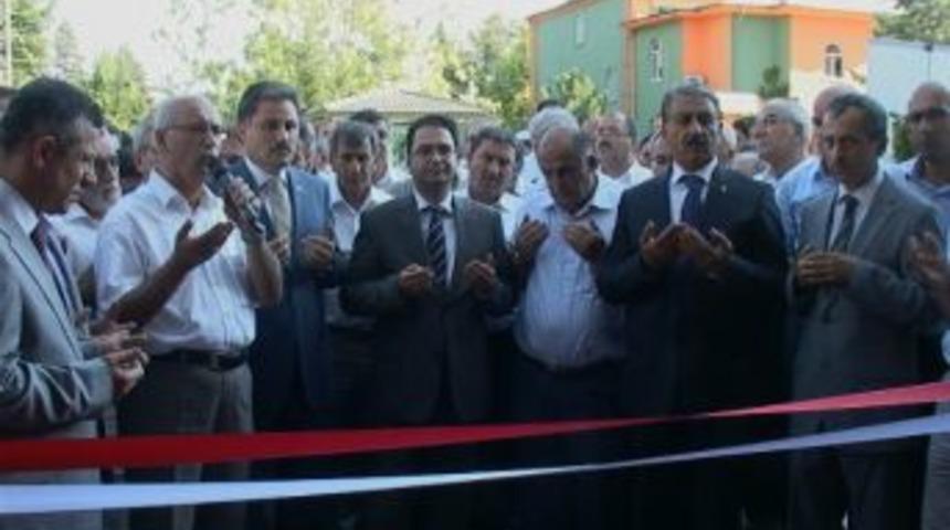 Otomobil Fuarı A&ccedil;ıldı