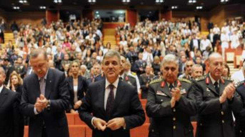 Harp Akademileri'nde Diplomalar Verildi