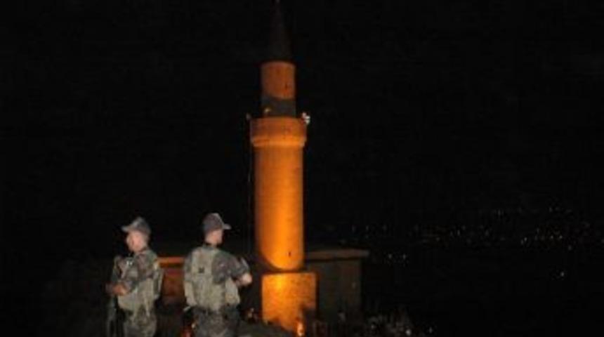 Tarihi Camide 97 Yıl Sonra İlk Teravih Namazı