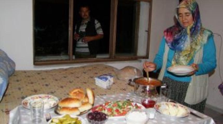 Bir Kilometre Y&uuml;kseklikte Ilk Sahur