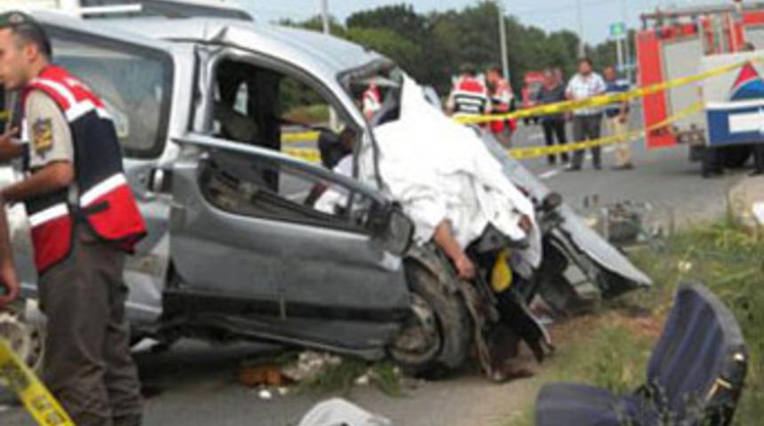 Ordu'da feci kaza: 4 &ouml;l&uuml;, 1 yaralı