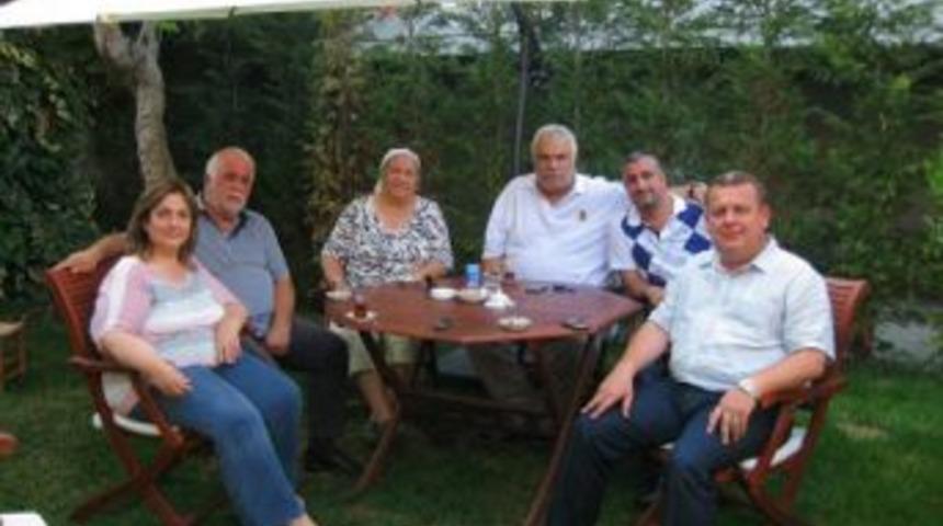 Halil Erg&uuml;n k&ouml;y&uuml;n&uuml; ziyaret etti