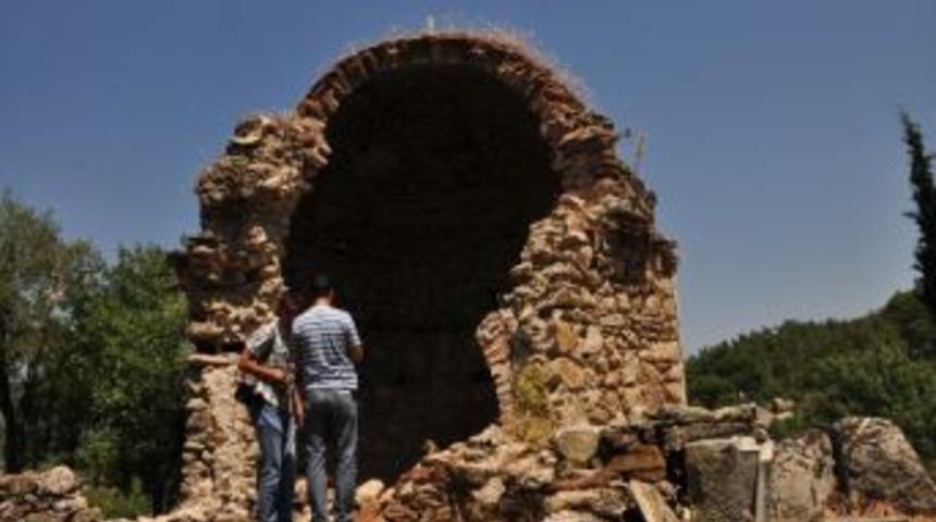 Milas&rsquo;ta İkiz T&uuml;rbe Restore Ediliyor