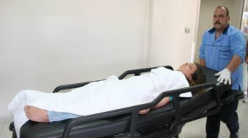 Ara&ccedil; Şarampole Yuvarlandı: 2&rsquo;si Ağır 4 Yaralı