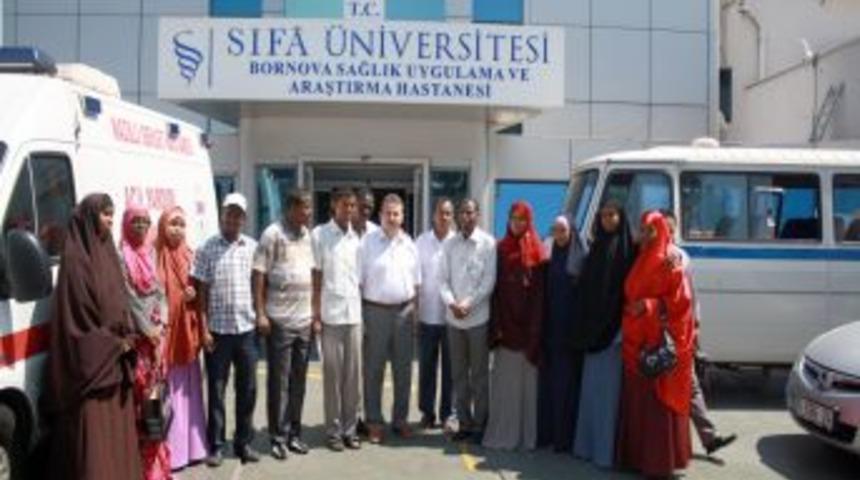 Somalili Hekimler Eğitime Başlamadan Sağlık Kontrolundan Ge&ccedil;ti
