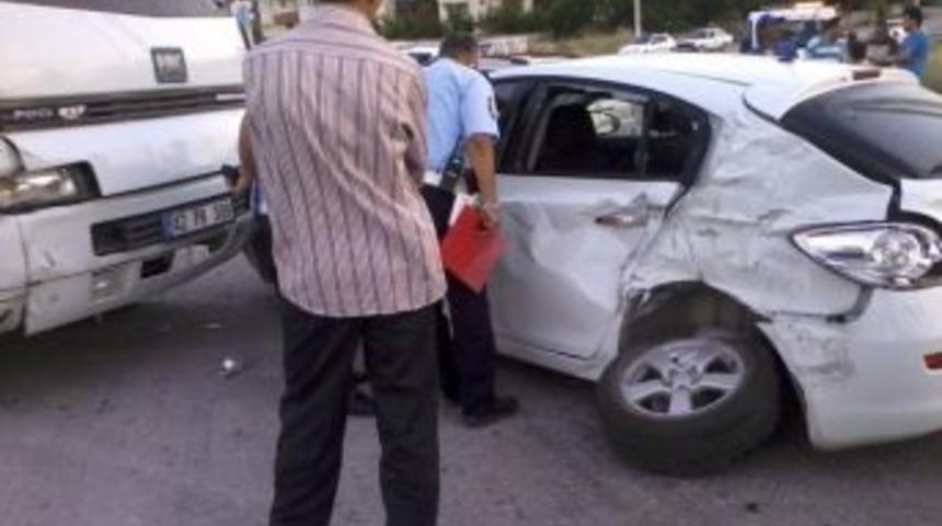 Beyşehir'de Trafik Kazası: 7 Yaralı