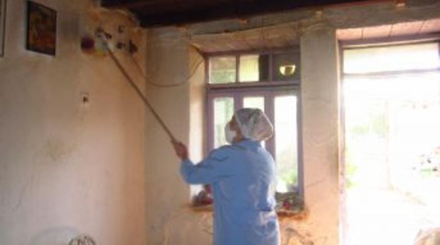 &lsquo;Evde Bakım Timi&rsquo; Kimsesizlerin Kimsesi Oldu