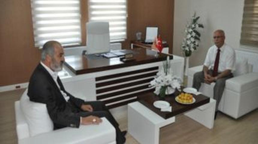 İl M&uuml;ft&uuml;s&uuml; G&uuml;l, M&uuml;siad&rsquo;ı Ziyaret Etti