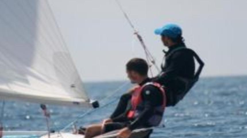 Bakanlıktan Moral Pankartlar