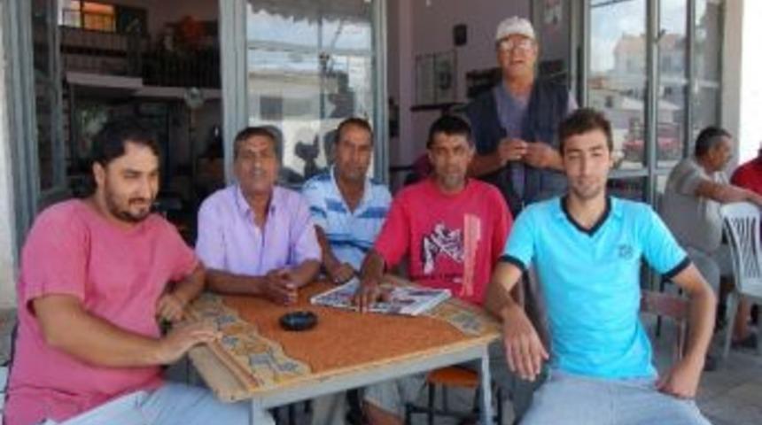 Şen Mahalle Davulcuları Lapsekilileri Sahura Kaldırıyor