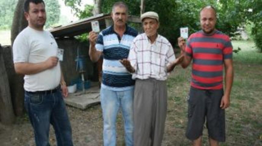 58 Yıldır Kimliksiz Yaşıyor