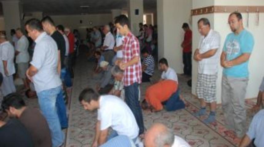 Ramazanın İlk G&uuml;n&uuml;nde Didim&rsquo;de Camiler Doldu Taştı