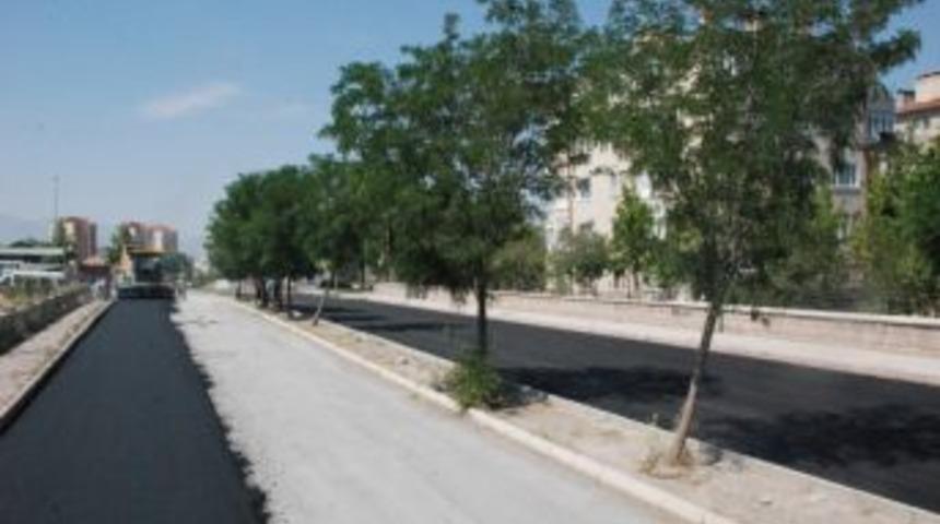 Melikgazi Bozulan Yolları Asfaltladı