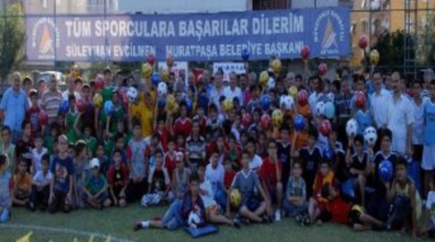 M&uuml;ft&uuml;l&uuml;k Kupası&rsquo;nda Muratpaşa Şampiyonu Şehadet Cami Oldu