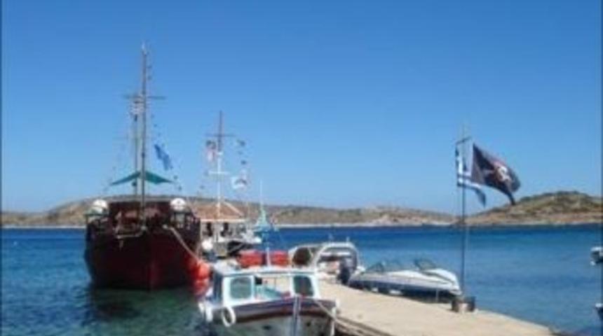 Yunanistan&rsquo;ın 3.adayı da işgal ettiği iddiası