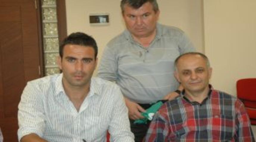 Denizlispor, Burak &Ouml;zsara&ccedil; İle S&ouml;zleşme İmzaladı