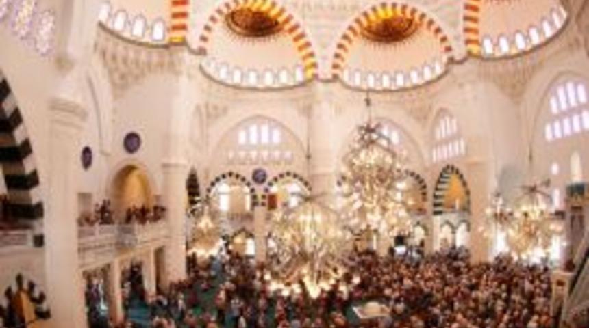 Ataşehir Mimar Sinan Camii, Osmanlı Mimarisiyle Inşa Edildi