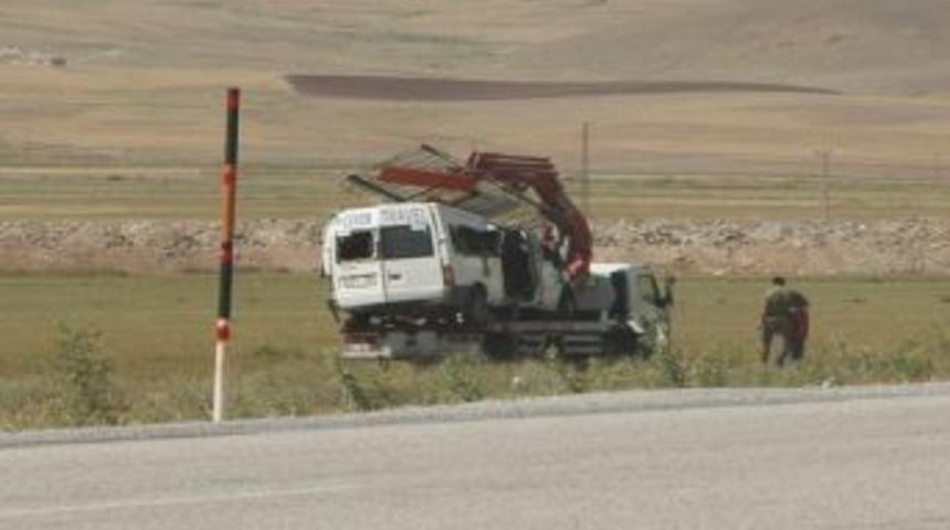 Van'da Trafik Kazası: 8 Yaralı
