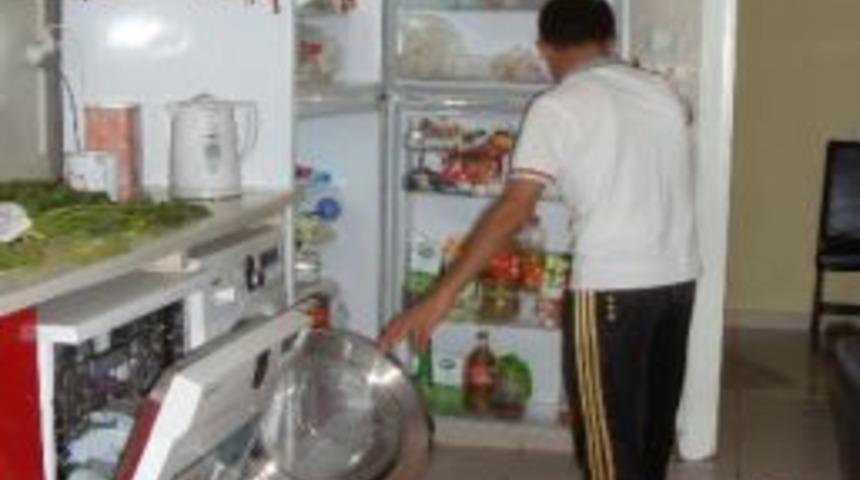 D&uuml;ş&uuml;k Voltaj Cihazların Yanmasına Sebep Oldu