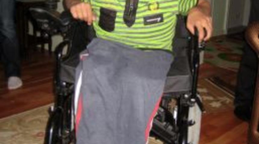 Kıyı K&ouml;şe Grubu Ve Kimse Yok Mu Ak&uuml;l&uuml; Ara&ccedil; Dağıttı