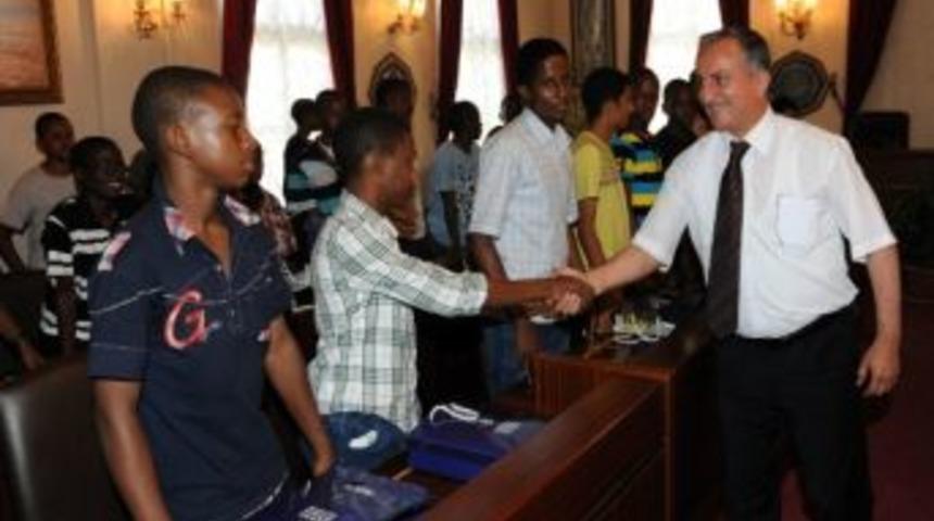 Tanzanyalı &Ouml;ğrencilerden B&uuml;y&uuml;kşehir'e Ziyaret