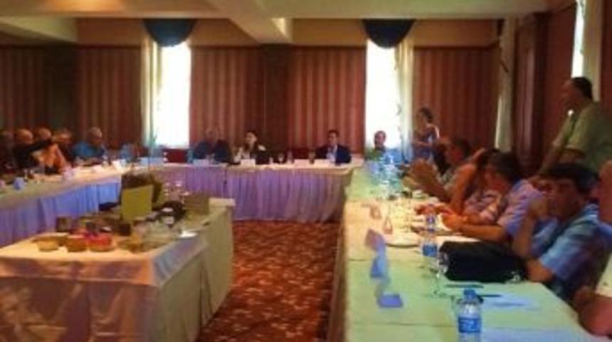 Kars'ta Arıcılık Masaya Yatırıldı