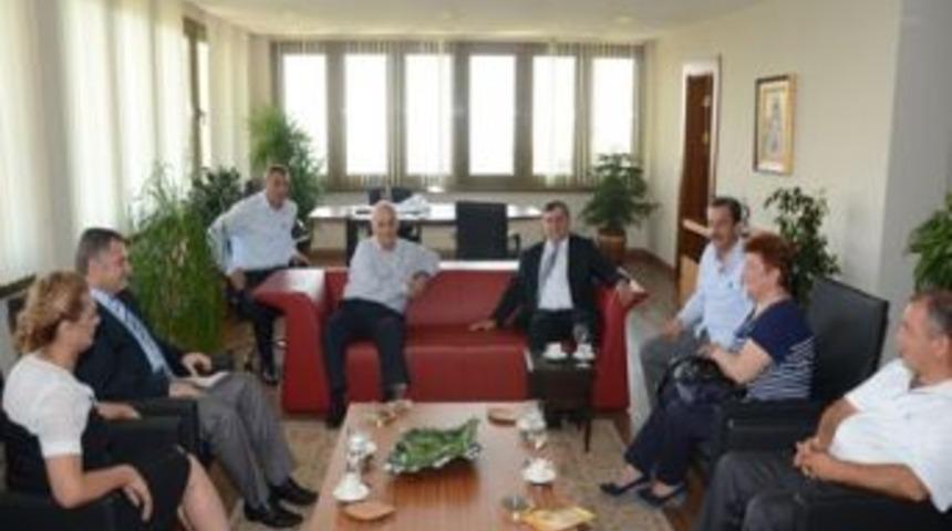 Rekt&ouml;r &Ouml;ztoprak&rsquo;dan Rekt&ouml;r Aydın&rsquo;a Ziyaret