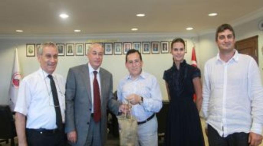 Rusya Federasyonu Başkonsolosu Talanov, Başkan Hacısalıhoğlu&rsquo;nu Zıyaret Ettı