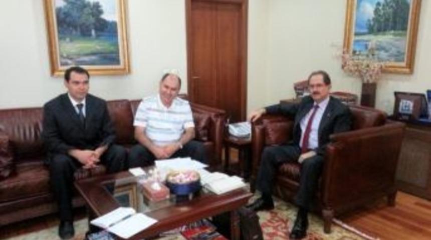 Kavaklıoğlu Toki Başkanı İle G&ouml;r&uuml;şt&uuml;