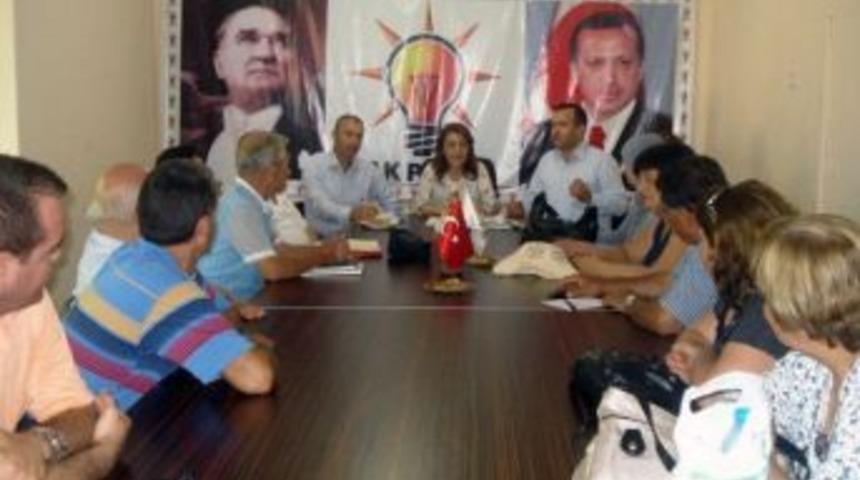 Ak Parti İzmir Millet Vekili Nesrin Ulema Urla İl&ccedil;e Teşkilatını Ziyaret Etti