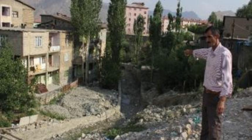 Selzedeler Yaralarının Sarılmasını Bekliyor